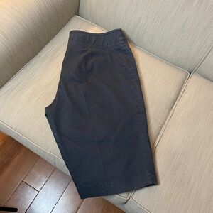 Woman's Bermuda Short, Pantalogy, Navy sz 14